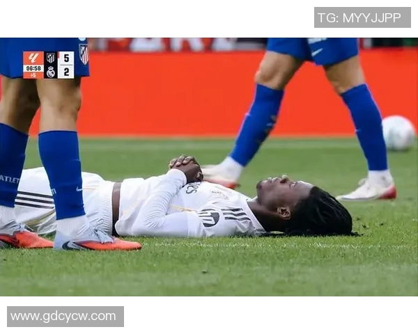 苏亚雷斯连场破门！马竞客场惨败比利亚雷亚尔，西甲夺冠前景蒙上阴影