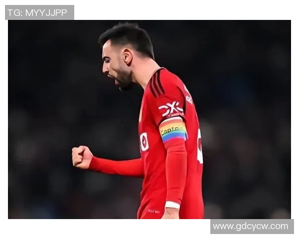 利物浦队长亲承加盟拜仁慕尼黑，球迷们翘首期待他的表现!