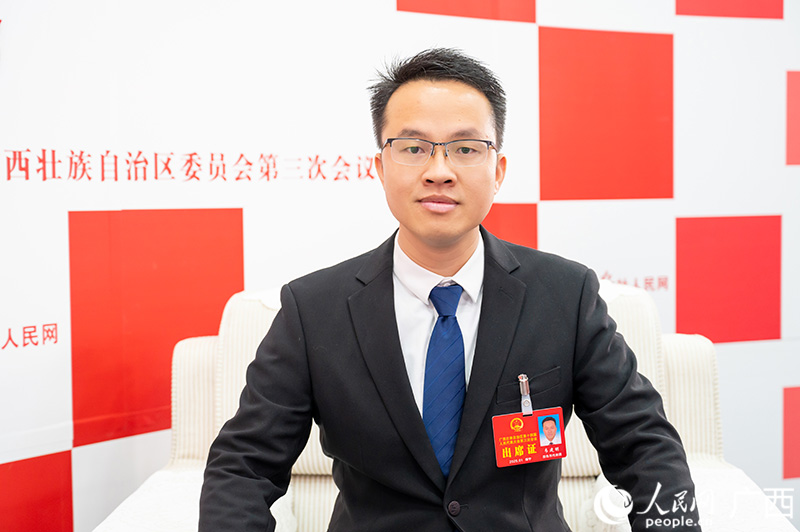  博亚体育登录韦建明代表：促振兴补短板 推动县域经济高质量发展