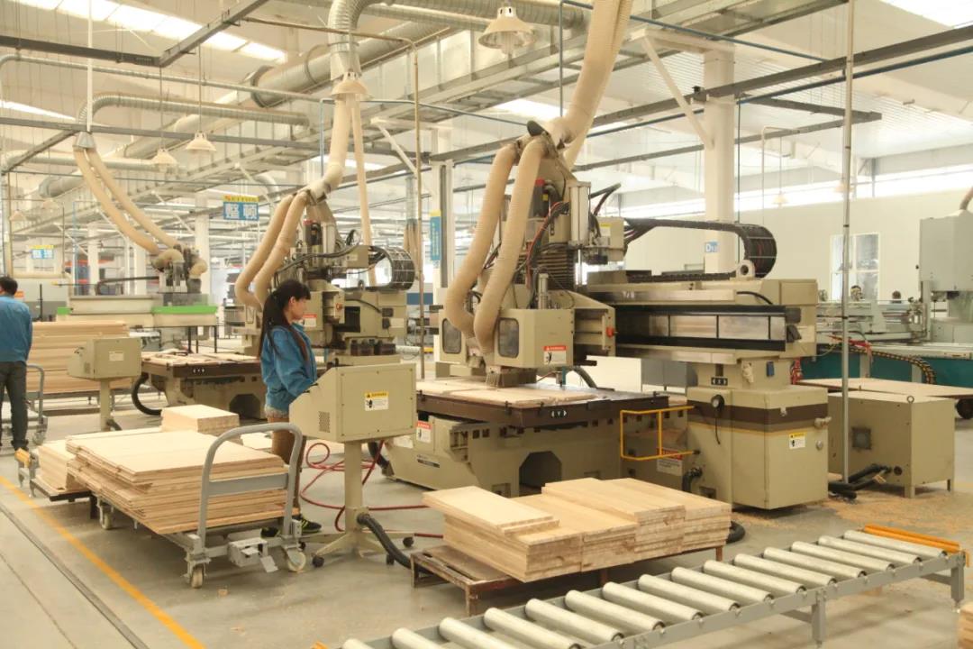  博亚体育入口赣州市南康区福佳鑫家具有限公司召回儿童书桌