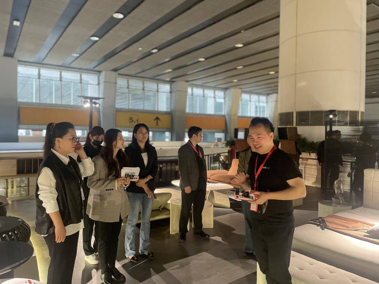 博亚体育入口搜狐家居“探见设计新趋势 引领生活新风尚”跨界探展之旅走进各色家具(图2)