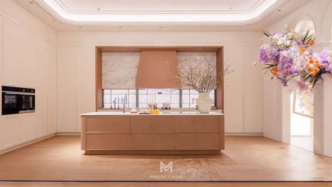 玛格家博亚体育APP居惊艳亮相定制家居展 联袂大师共启“轻高定”美学新纪元(图5)