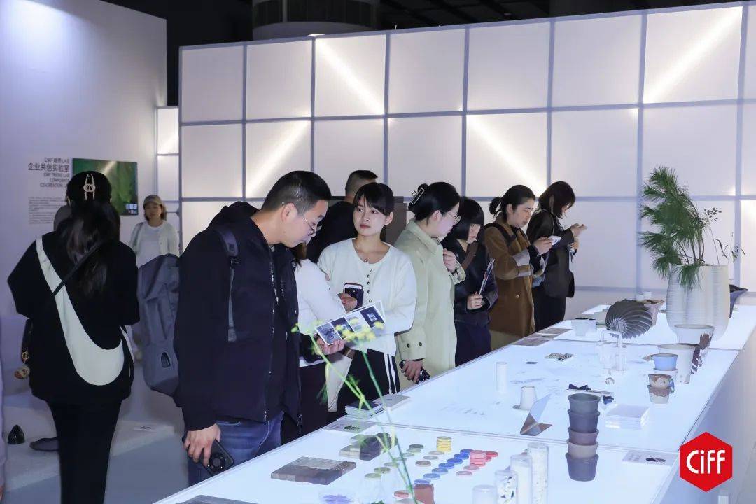 家居行业展会季：名家具展深圳设计周中国家博会上海建博会广州定制家博亚体育平台居展的趋势与洞察(图7)