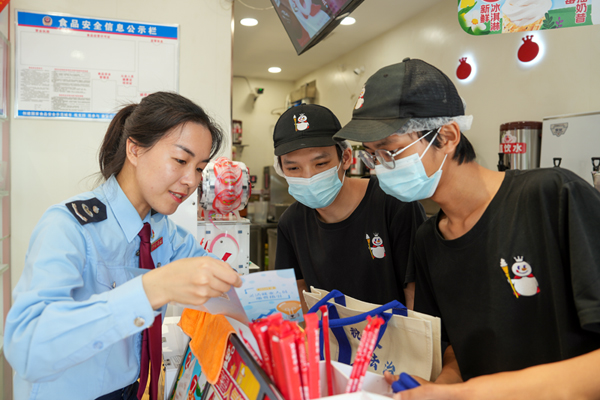 博亚体育官网税法宣传零距离 合规引导促发展(图2)